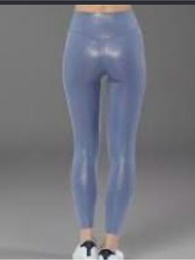 Nike Dri-FIT Shimmery periwinkle blue /lavender Leggings xxl 1x plus